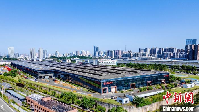 获评世界经济论坛全球灯塔工厂的三一长沙18号工厂。　三一集团 供图