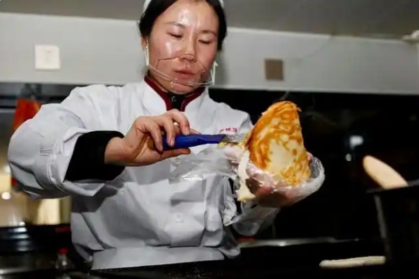 山西襄汾:美食“燒餅”撐起產業化發展新格局 山西襄汾:美食“燒餅”撐起產業化發展新格局